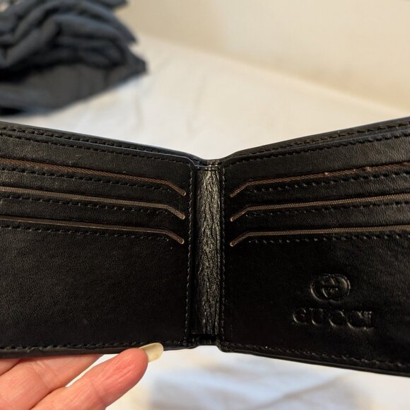 Gucci Black Textured Leather Card Holder - Picture 2 of 3